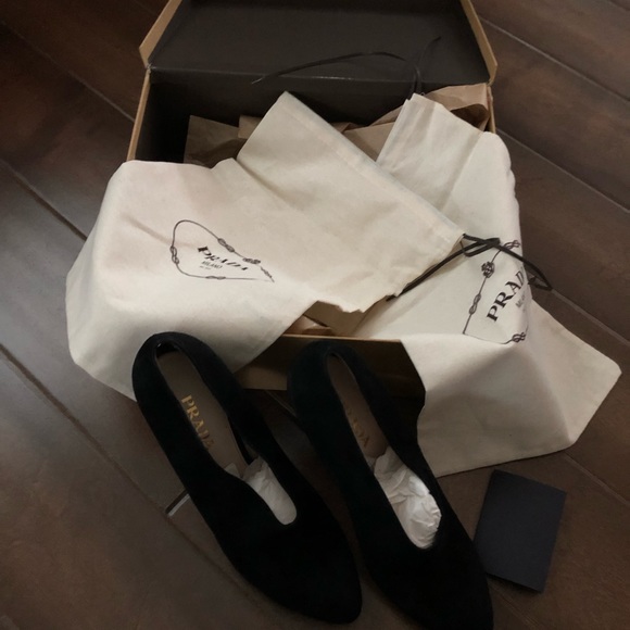 PRADA - Suede Boots (excellent condition) - Picture 5 of 16